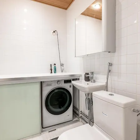 2ndhomes Charming 1br With Sauna In The Center Apartmán