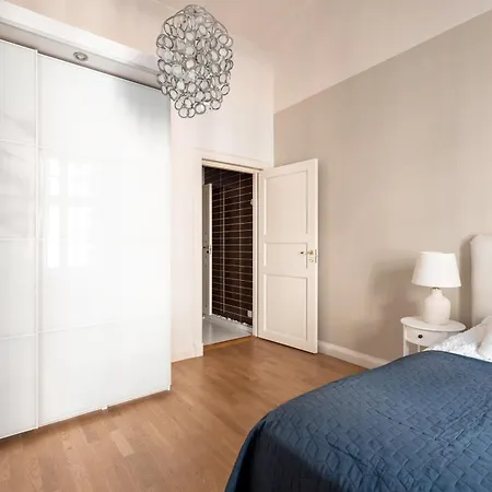 2ndhomes Charming 1br With Sauna In The Center Apartmán