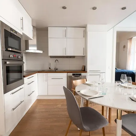2ndhomes Charming 1br With Sauna In The Center Apartmán *