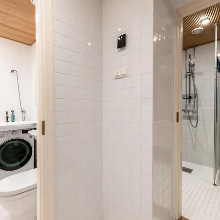 2ndhomes Charming 1br With Sauna In The Center Apartmán *