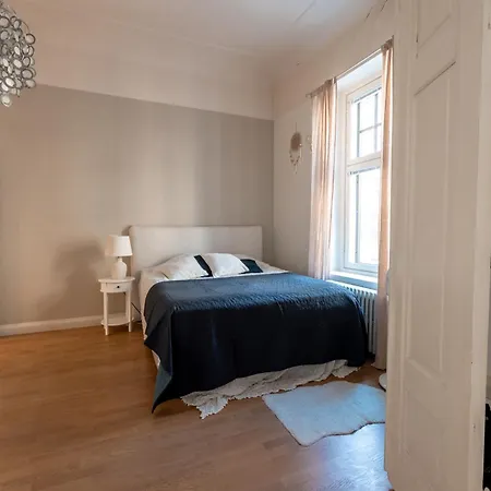 2ndhomes Charming 1br With Sauna In The Center *
